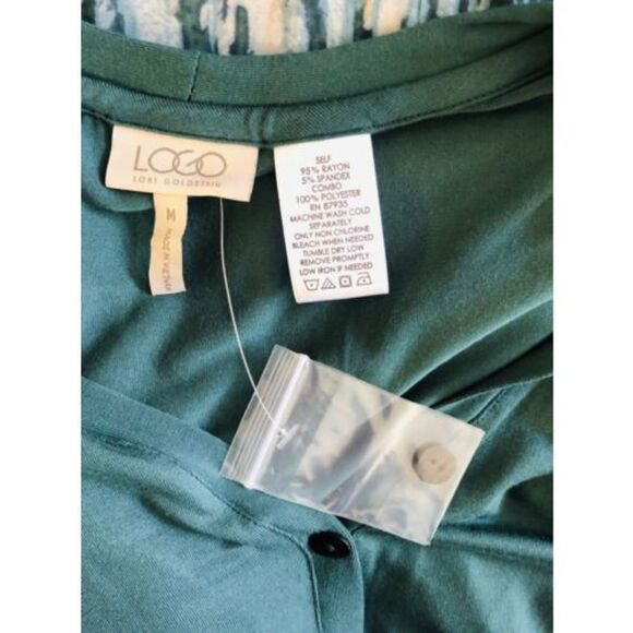 LOGO by Lori Goldstein Green V-Neck Button Front Tunic w/ Flowy Back Size Medium - Picture 7 of 7